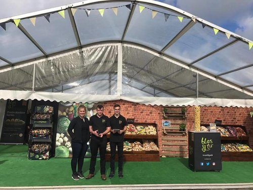 Puffin Produce County Show Stand