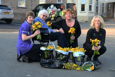 Puffin Produce deliver Welsh Daffodils to a Pembrokeshire Care Home